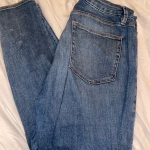 Good American blue jeans